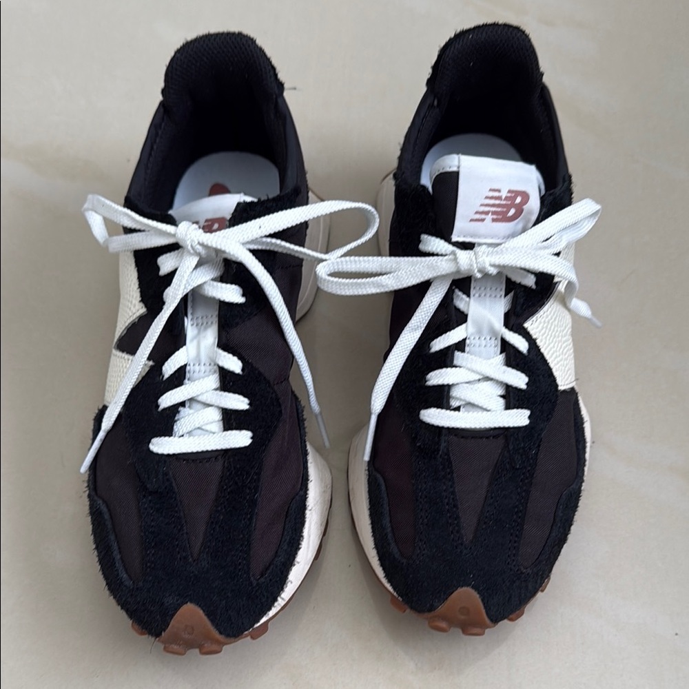 New Balance Black and White 327 Women’s Sneakers